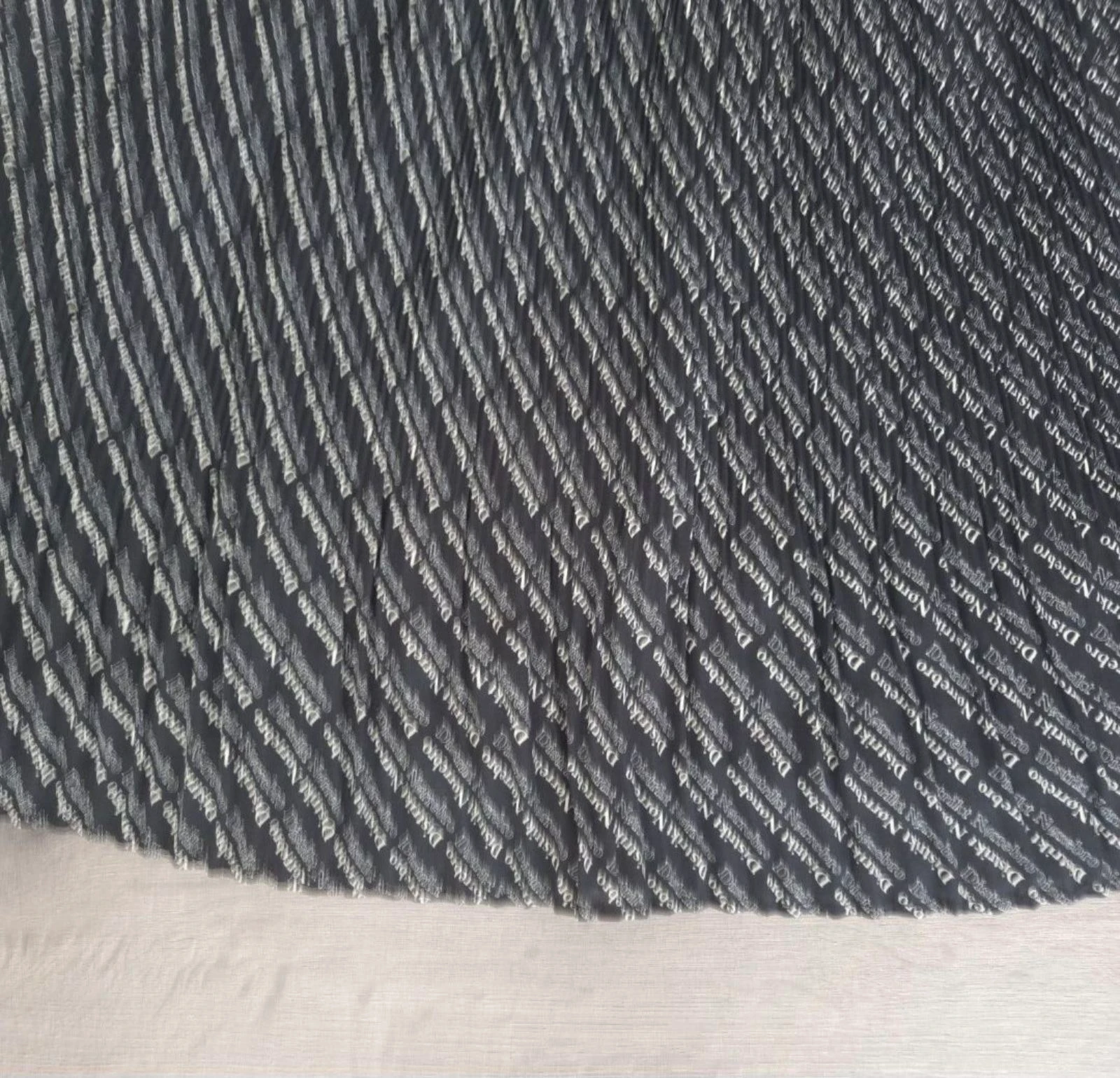 Distrikt Nørrebro Jupe Plisset avec Impression de Marque - Taille M – photo 4